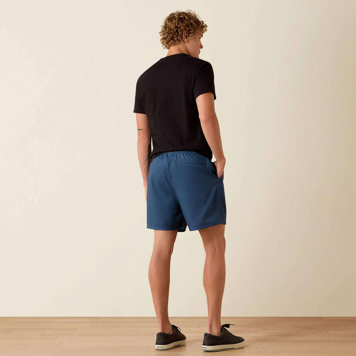 Ariat New | The Weekender 6" Shorts