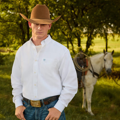 Ariat Sale | Wrinkle Free Solid Classic Fit Shirt