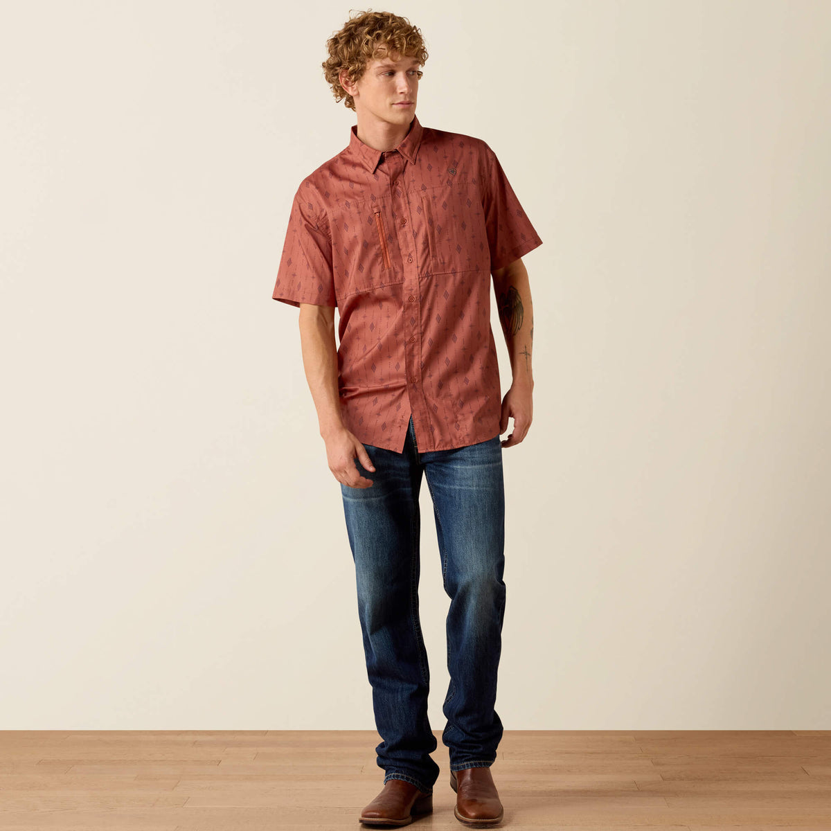 Ariat Exclusive | Printed VentTEK Classic Fit Shirt