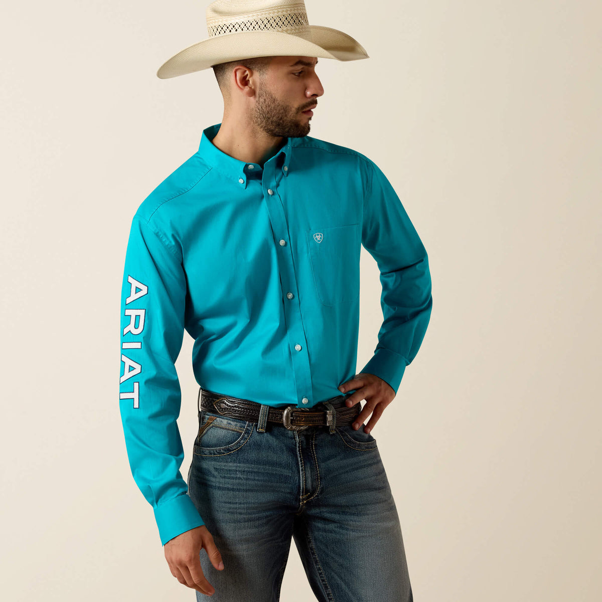 Ariat Great Value | Team Logo Lightweight Twill Classic Fit Shirt