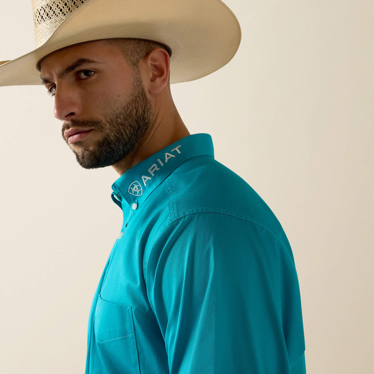 Ariat Great Value | Team Logo Lightweight Twill Classic Fit Shirt