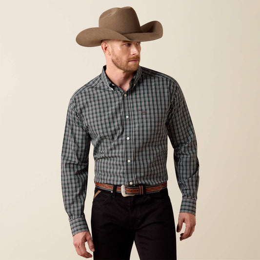 Ariat Signature | Wrinkle Free Whitford Classic Fit Shirt