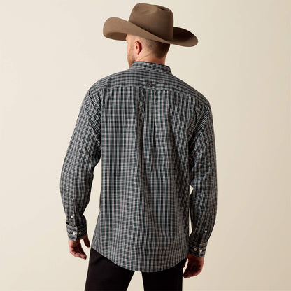 Ariat Signature | Wrinkle Free Whitford Classic Fit Shirt