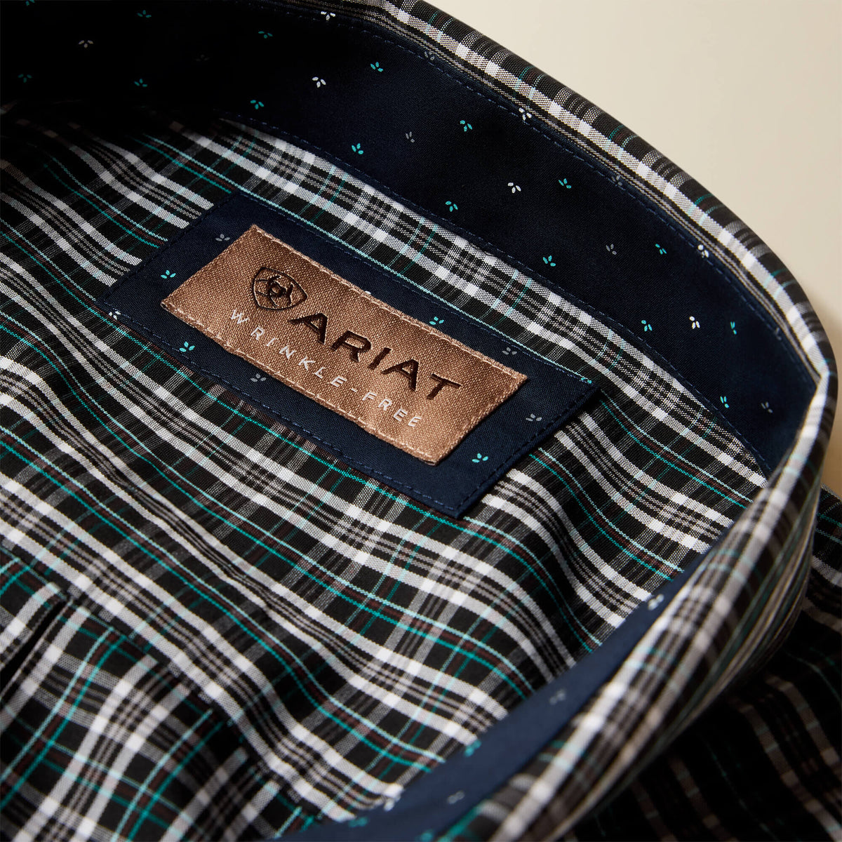 Ariat Signature | Wrinkle Free Whitford Classic Fit Shirt