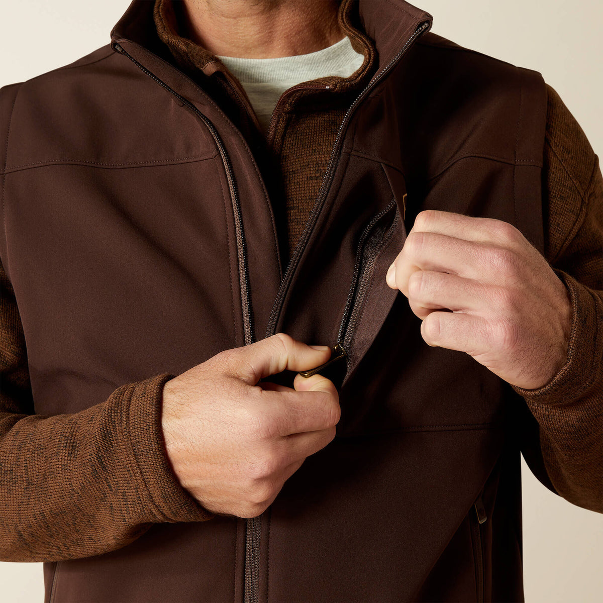 Ariat Discount | Vernon Softshell Vest