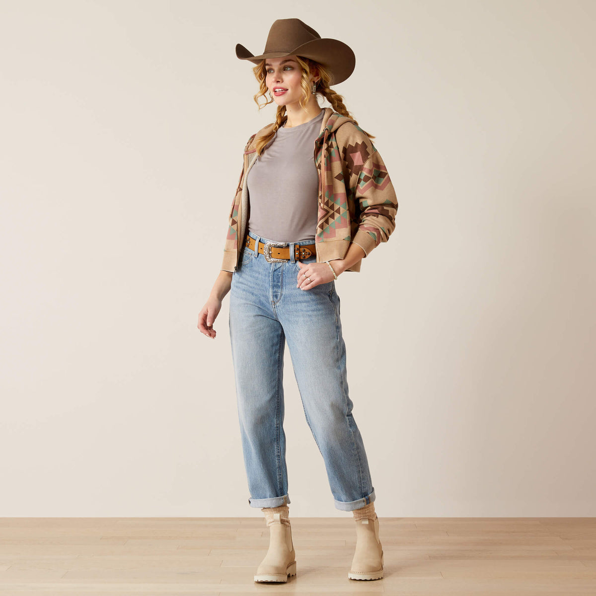 Ariat Top Pick | Ultra High Rise Tomboy Straight Leg Jeans