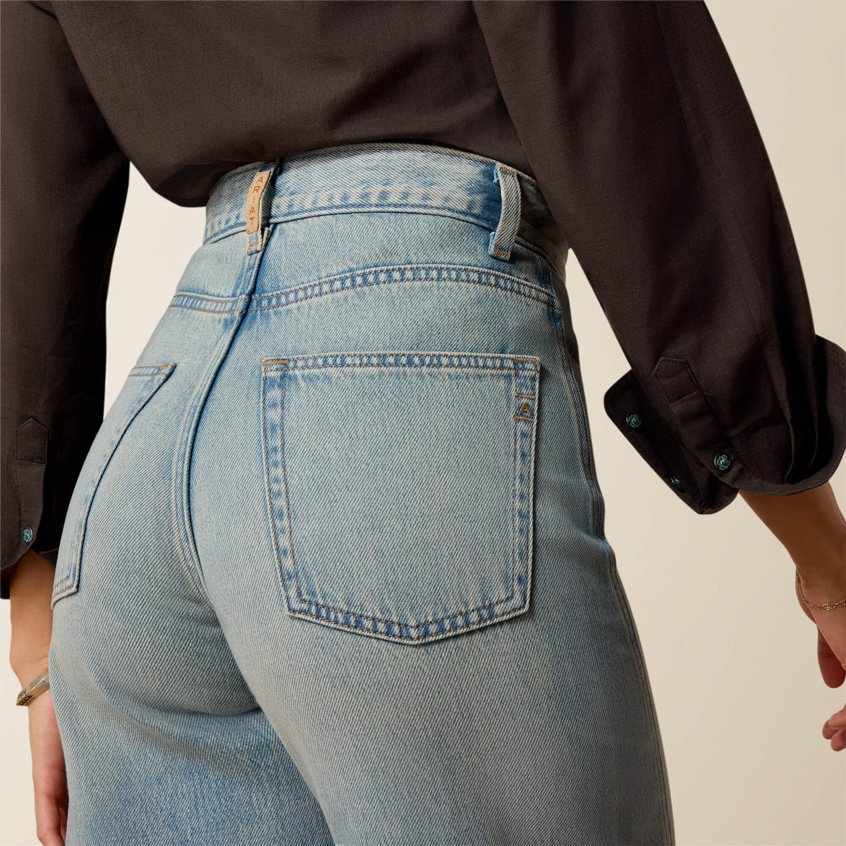 Ariat Premium | Ultra High Rise Jazmine Barrel Jeans