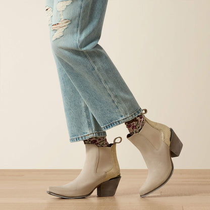 Ariat Hot Sale | Ultra High Rise Tomboy Relaxed Straight Leg Jeans
