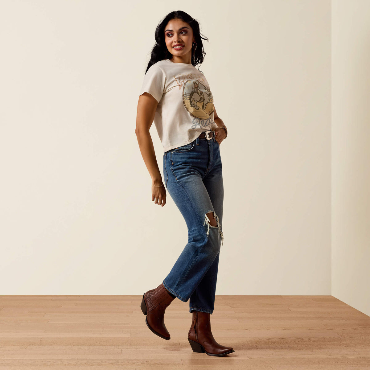 Ariat Value | Ultra High Rise Relaxed Tomboy Straight Leg Jeans