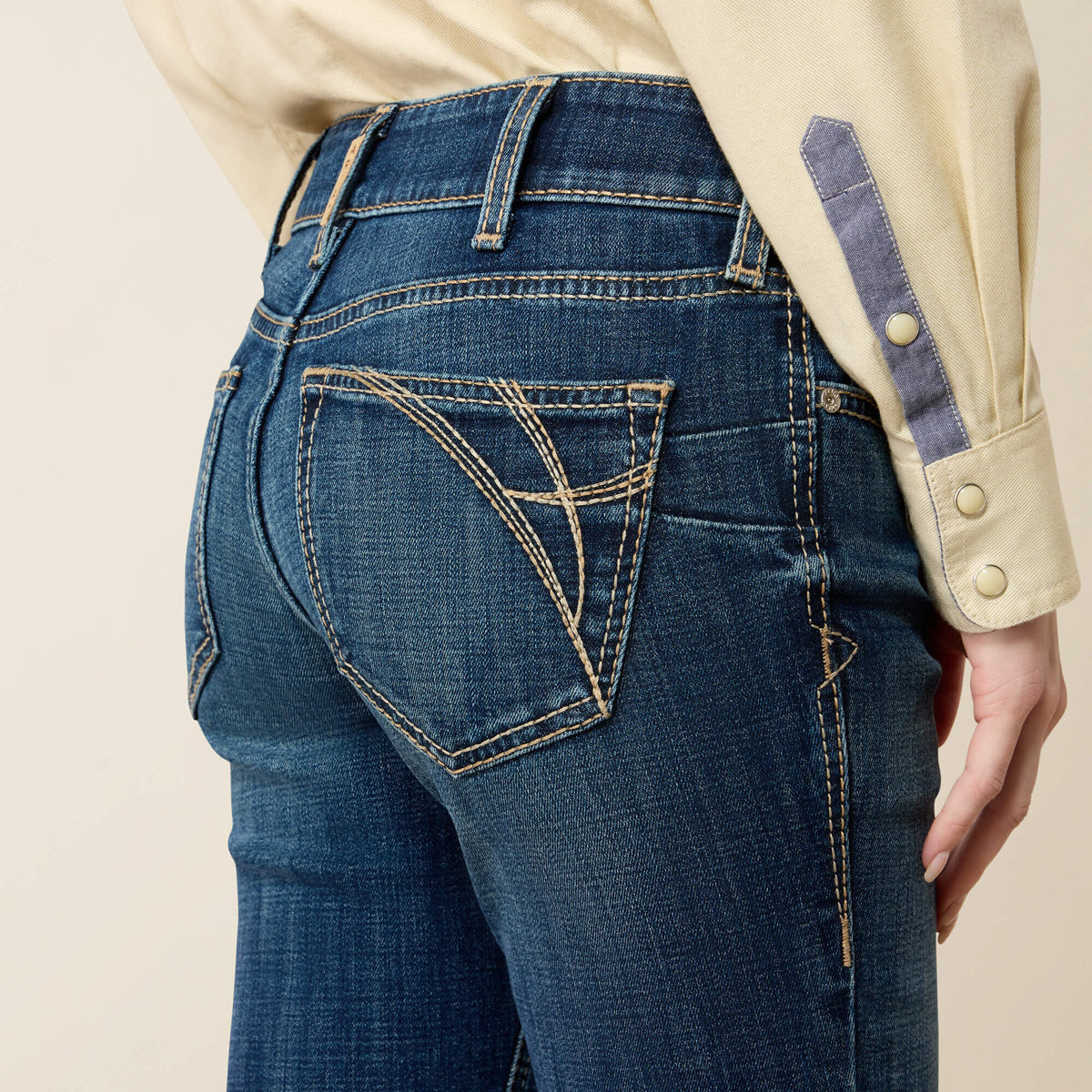Ariat Sale | Mid Rise Fiona Boot Cut Jeans
