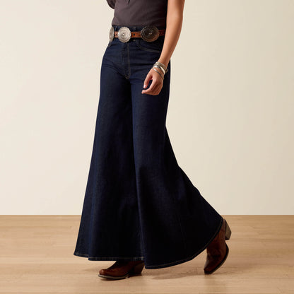 Ariat Exclusive | Ultra High Rise Jazmine Super Wide Jeans