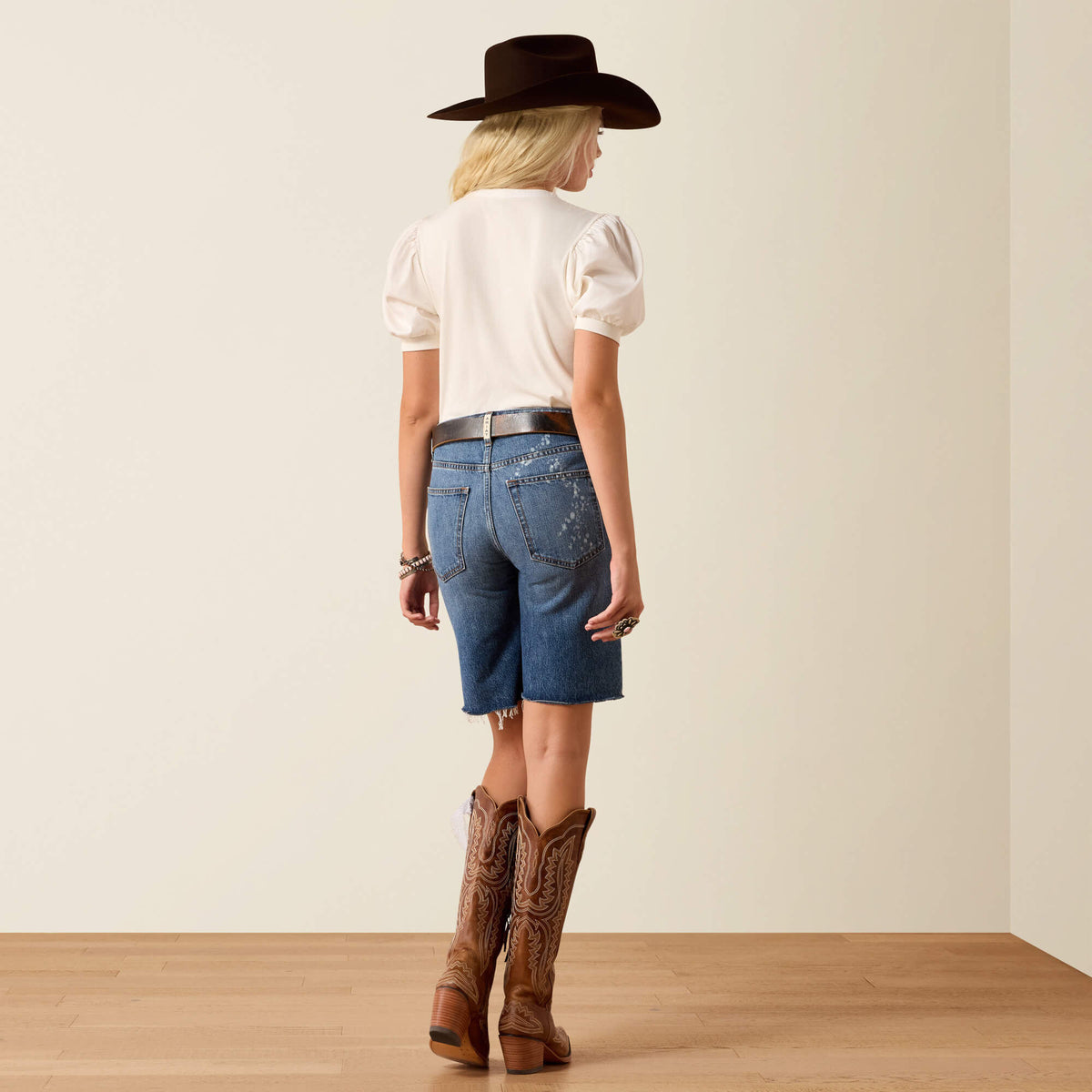 Ariat Hot Sale | Ultra High Rise Relaxed Tomboy 10" Shorts