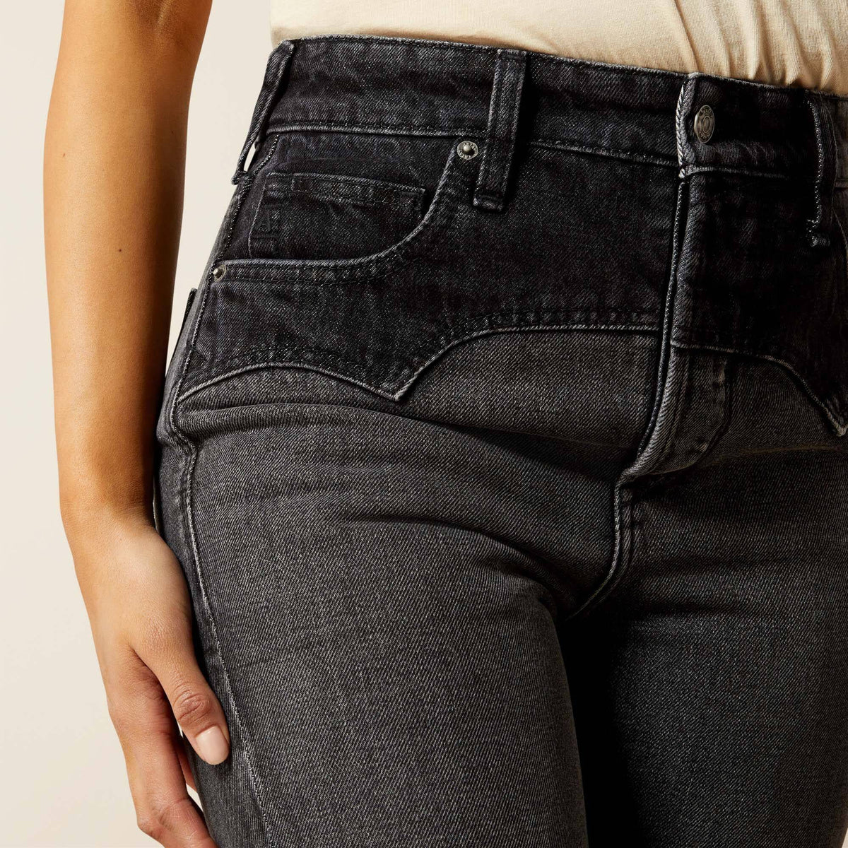 Ariat Signature | Ultra High Rise Cheyenne Yoke Tomboy Boot Cut Jean