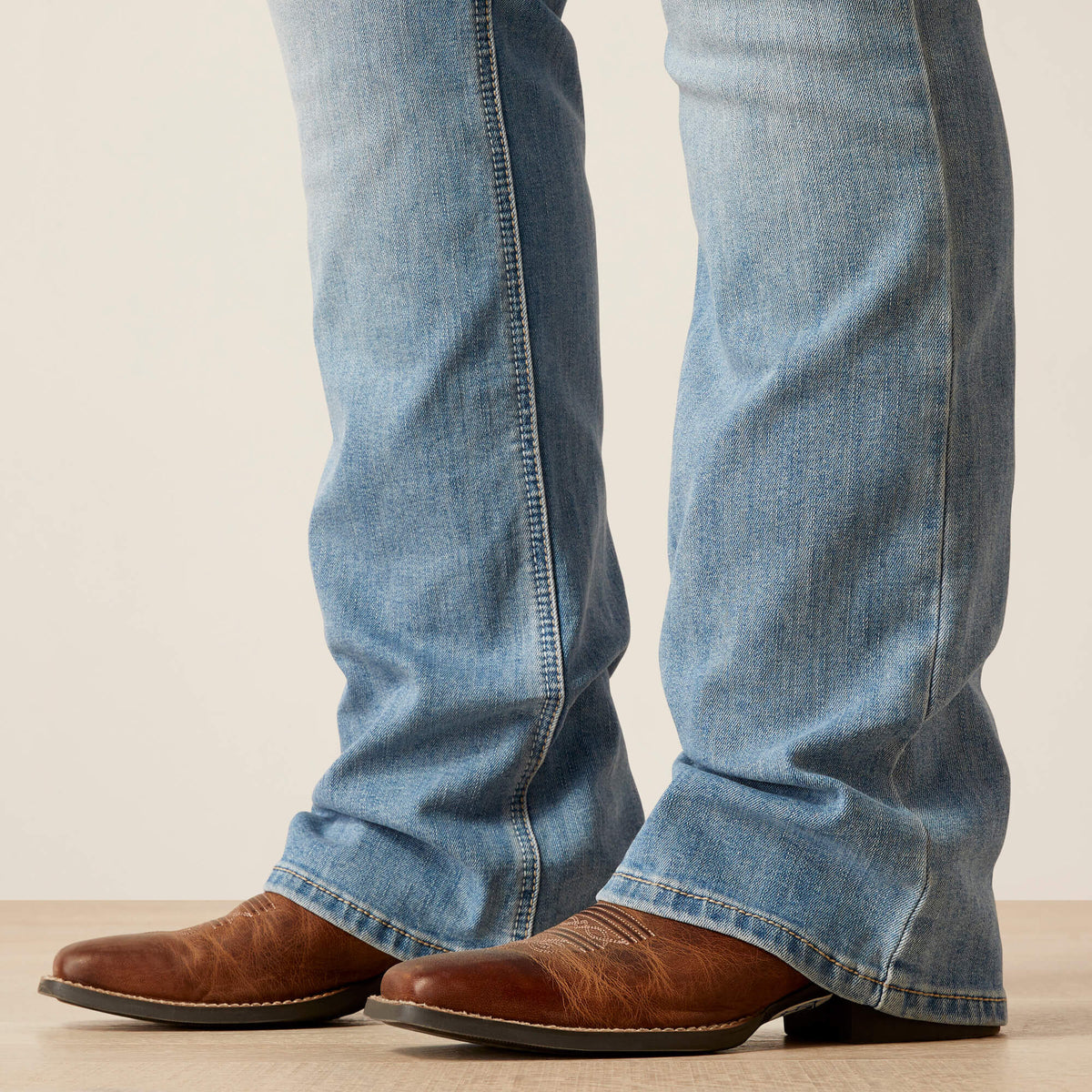 Ariat Customer Favorite | R.E.A.L. Perfect Rise Arrow Fit Penelope Boot Cut Jean