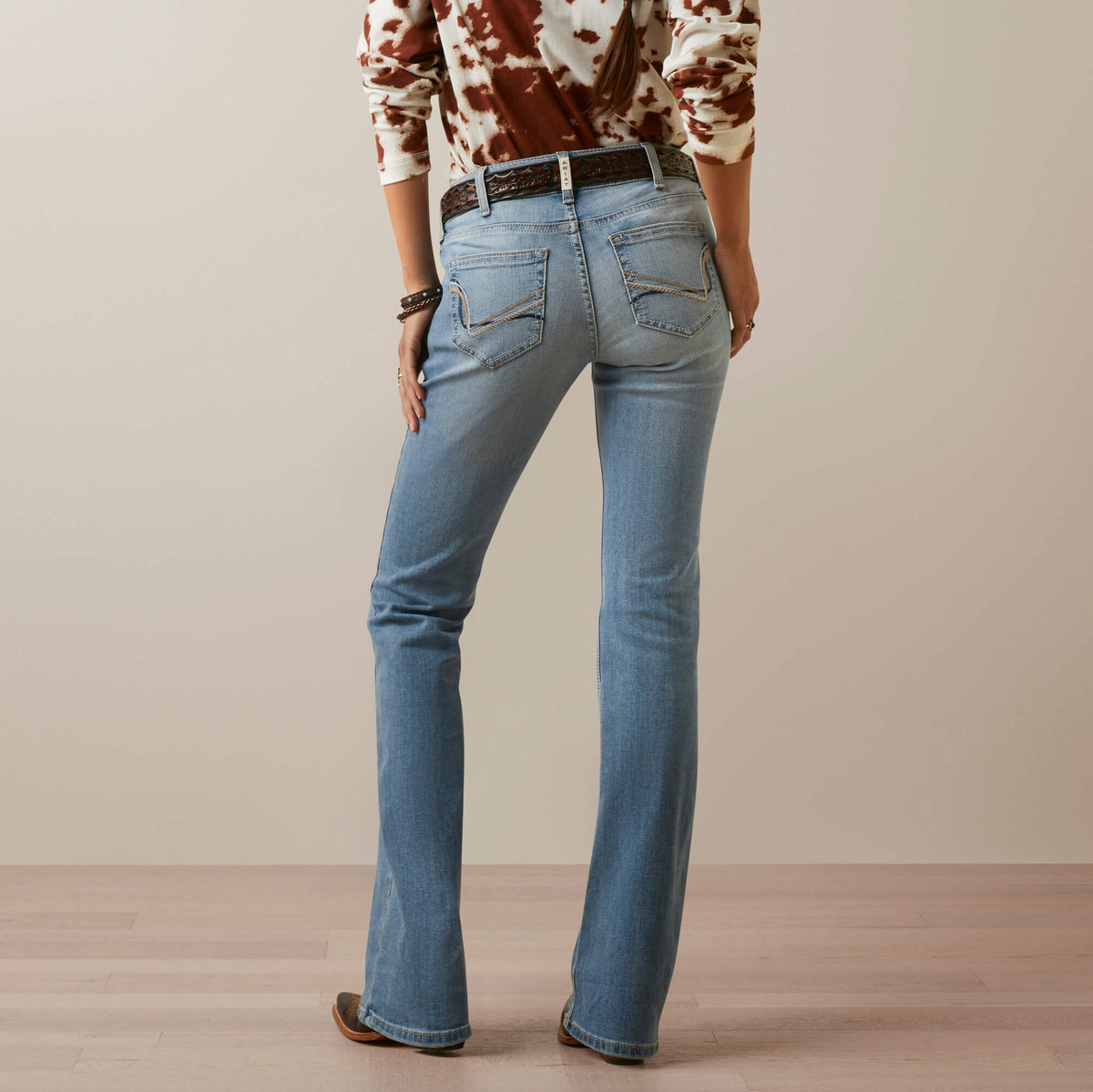 Ariat Customer Favorite | R.E.A.L. Perfect Rise Arrow Fit Penelope Boot Cut Jean
