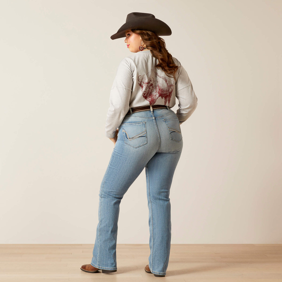 Ariat Customer Favorite | R.E.A.L. Perfect Rise Arrow Fit Penelope Boot Cut Jean