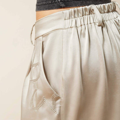Ariat Quality | Mirage Cargo