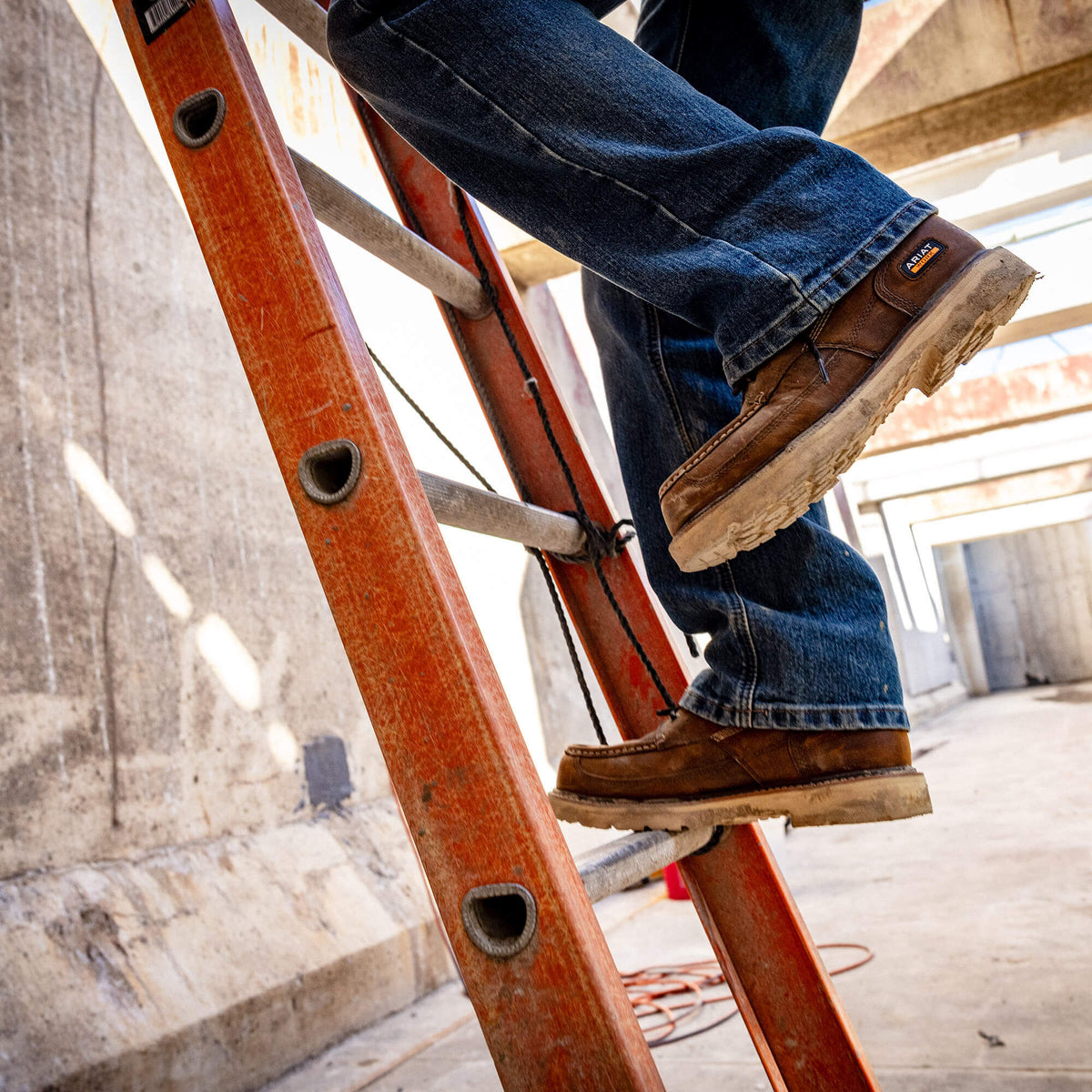 Ariat Latest | Rebar Lift Chukka Composite Toe Work Boot