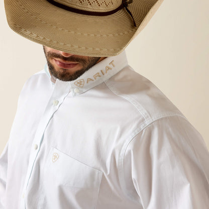 Ariat Hot Sale | Team Logo Lightweight Twill Classic Fit Shirt