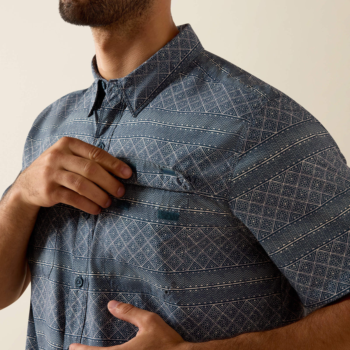 Ariat Special Offer | Printed VentTEK Outbound Fitted Shirt