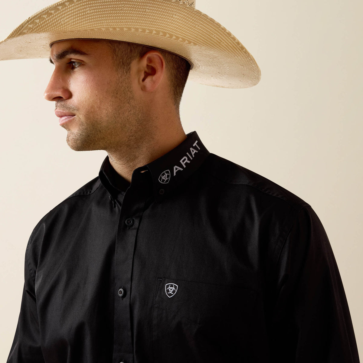 Ariat Best Seller | Team Logo Lightweight Twill Classic Fit Shirt