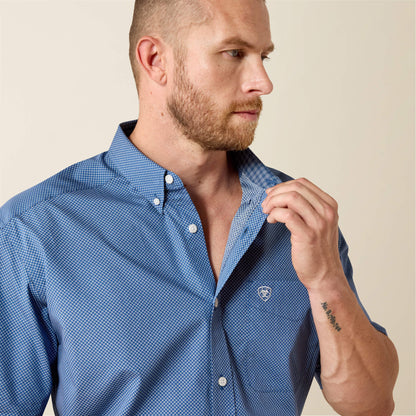 Ariat Classic | Wrinkle Free Case Classic Fit Shirt